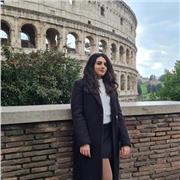 Laureata in lingue e letterature moderne